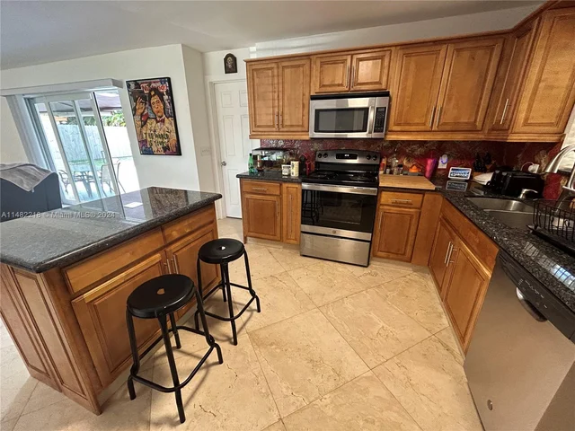 1906 N 44th Ave # 1906, Hollywood FL 33021