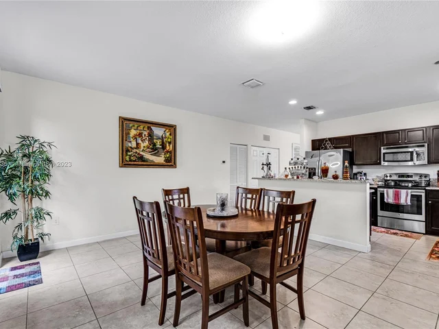 15405 SW 173rd St, Miami FL 33187