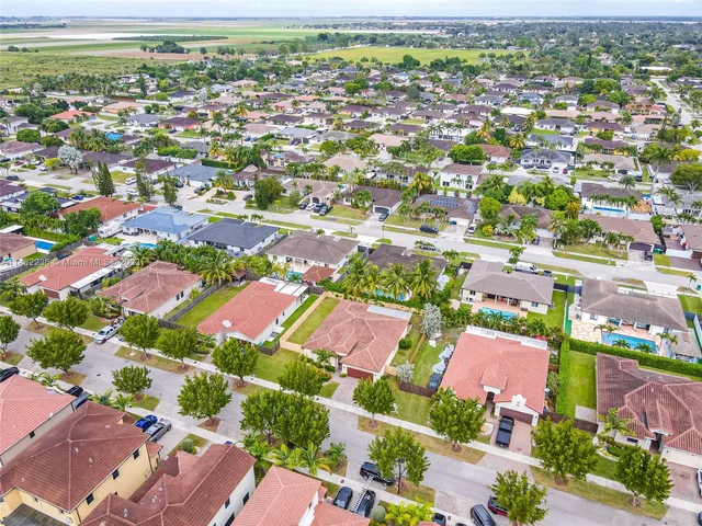 15405 SW 173rd St, Miami FL 33187