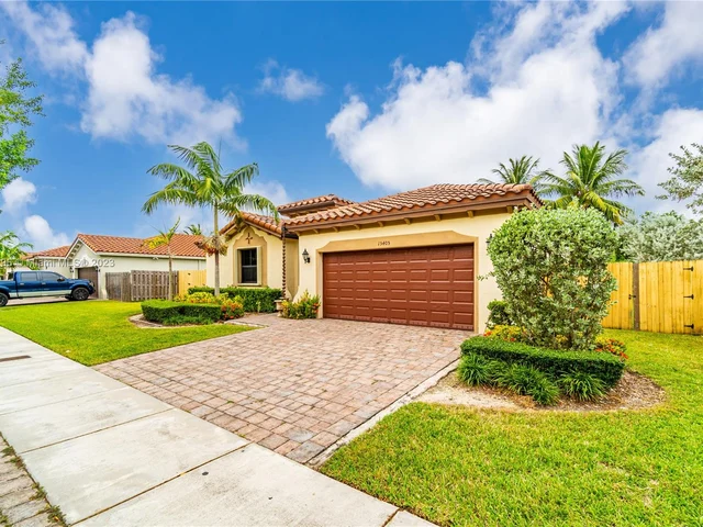 15405 SW 173rd St, Miami FL 33187
