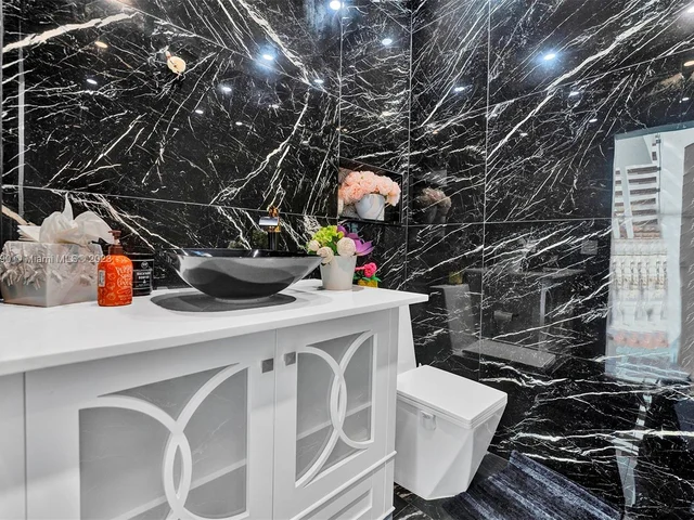 4581 SW 149th Ct, Miami FL 33185