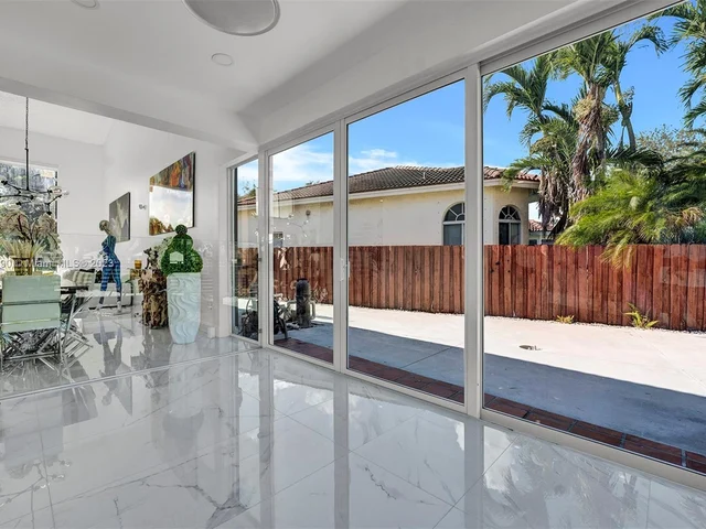 4581 SW 149th Ct, Miami FL 33185