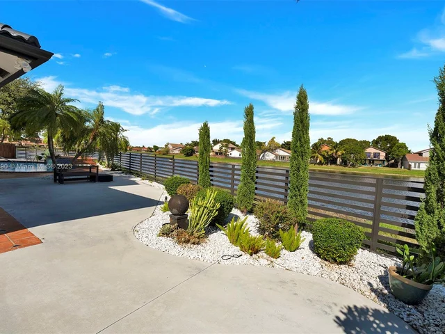 4581 SW 149th Ct, Miami FL 33185