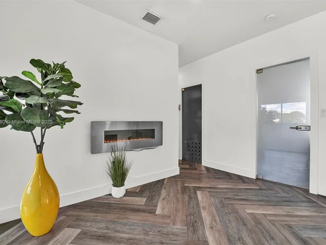 4581 SW 149th Ct, Miami FL 33185