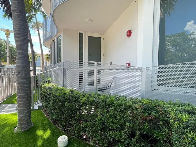 2155 Washington Ct # 110, Miami Beach FL 33139