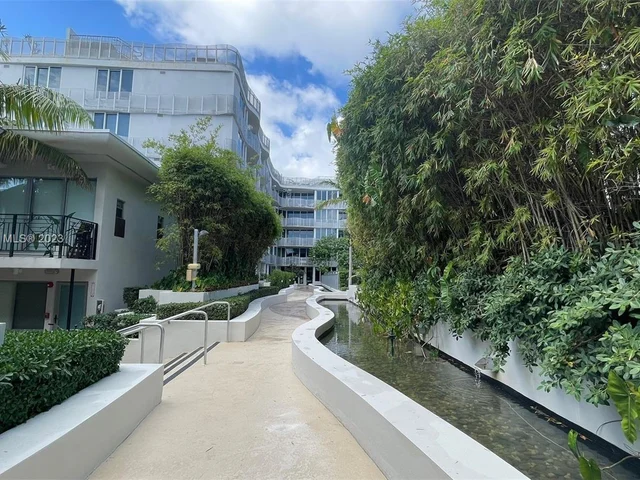 2155 Washington Ct # 110, Miami Beach FL 33139