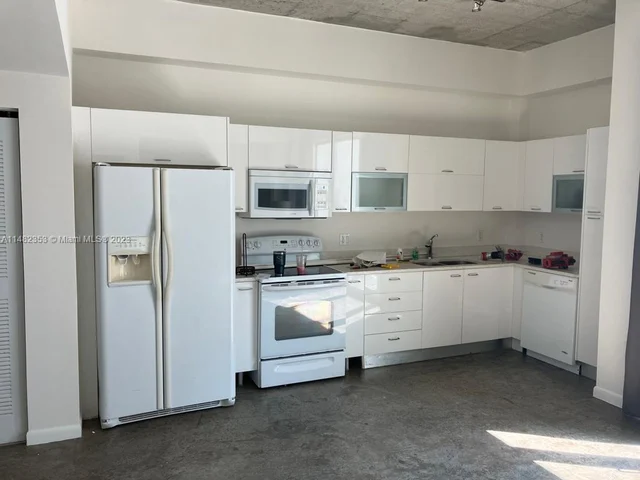 133 NE 2nd Ave # 1710, Miami FL 33132