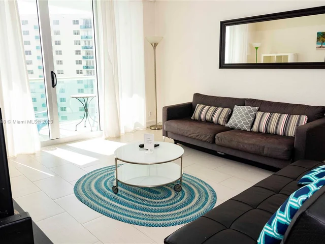 3801 S Ocean Dr # 11M, Hollywood FL 33019