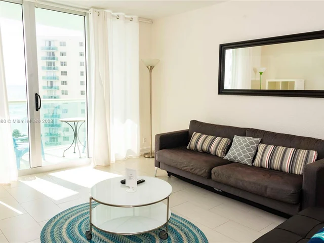 3801 S Ocean Dr # 11M, Hollywood FL 33019