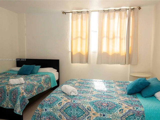 3801 S Ocean Dr # 11M, Hollywood FL 33019