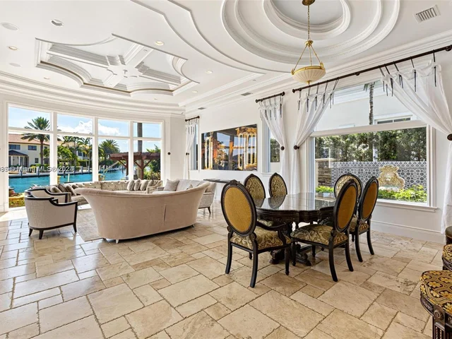 3201 NE 27th Ave, Lighthouse Point FL 33064