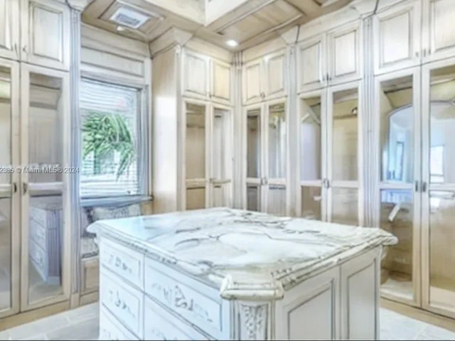 3201 NE 27th Ave, Lighthouse Point FL 33064