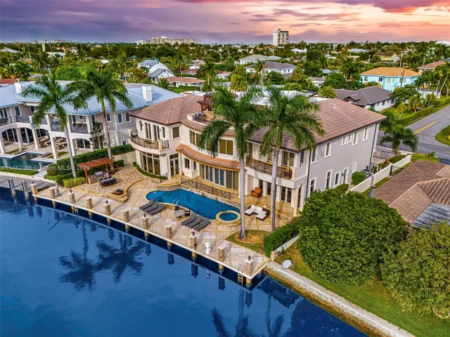 3201 NE 27th Ave, Lighthouse Point FL 33064