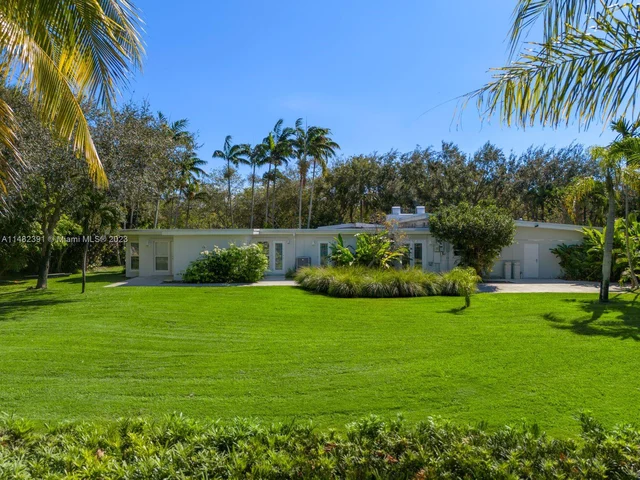 12510 Moss Ranch Rd, Pinecrest FL 33156