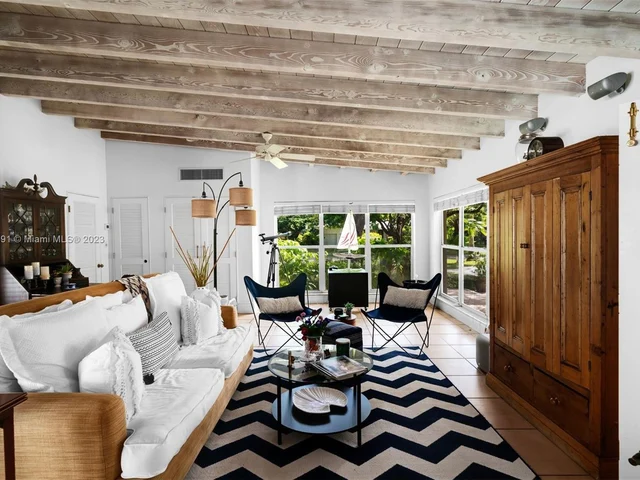 12510 Moss Ranch Rd, Pinecrest FL 33156