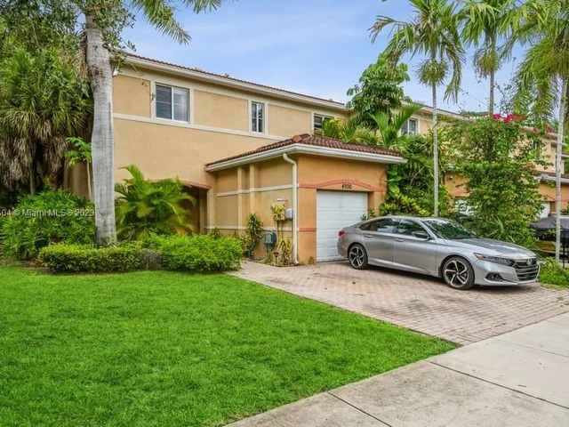 4900 SW 30th Ter # 4900, Dania Beach FL 33312