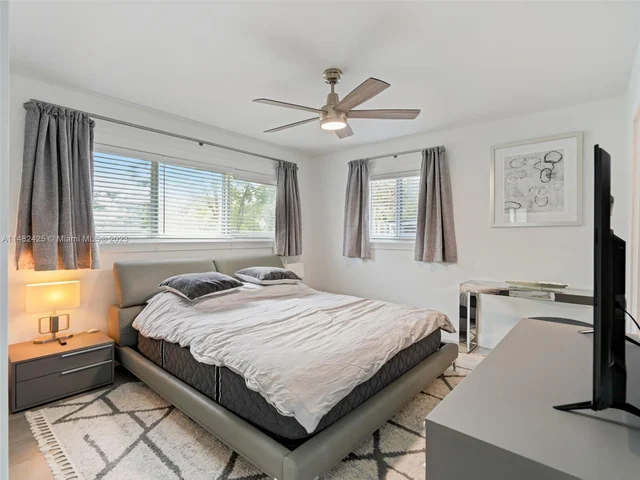 1919 NE 21st St, Fort Lauderdale FL 33305