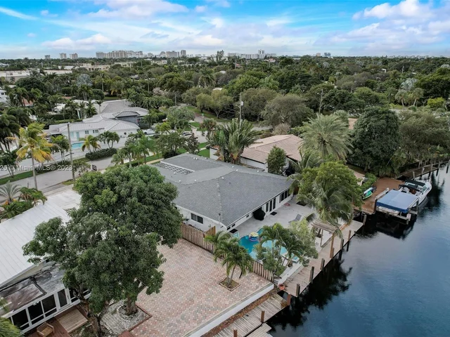 1919 NE 21st St, Fort Lauderdale FL 33305