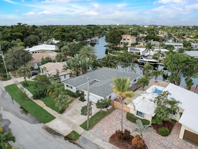 1919 NE 21st St, Fort Lauderdale FL 33305
