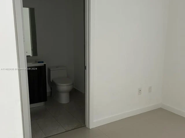 488 NE 18th St # 2911, Miami FL 33132