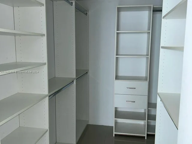 488 NE 18th St # 2911, Miami FL 33132