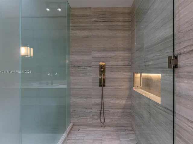 18975 Collins Ave # 1803, Sunny Isles Beach FL 33160