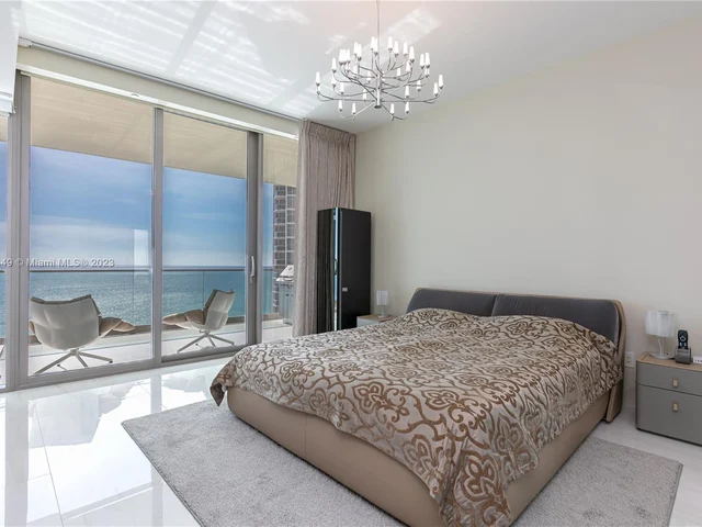 18975 Collins Ave # 1803, Sunny Isles Beach FL 33160