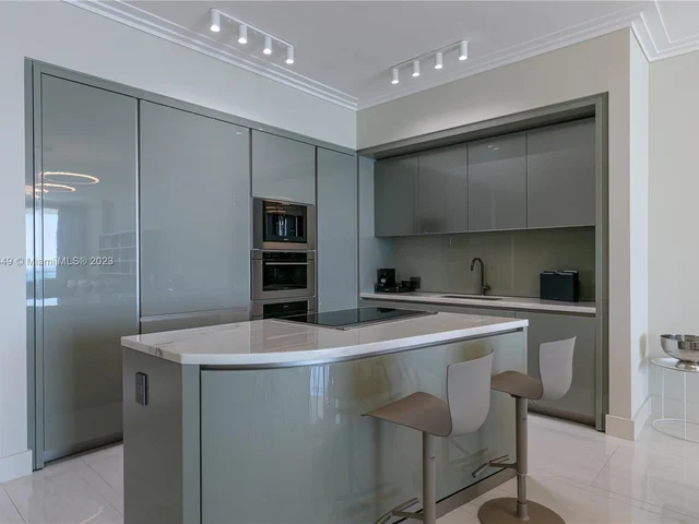 18975 Collins Ave # 1803, Sunny Isles Beach FL 33160