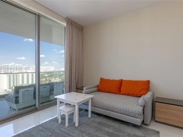 18975 Collins Ave # 1803, Sunny Isles Beach FL 33160