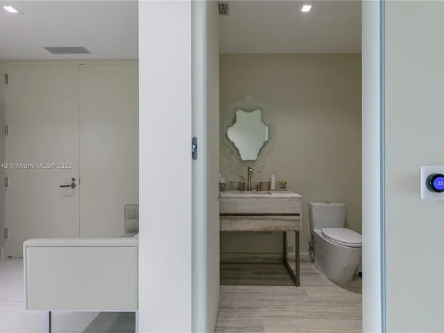 18975 Collins Ave # 1803, Sunny Isles Beach FL 33160