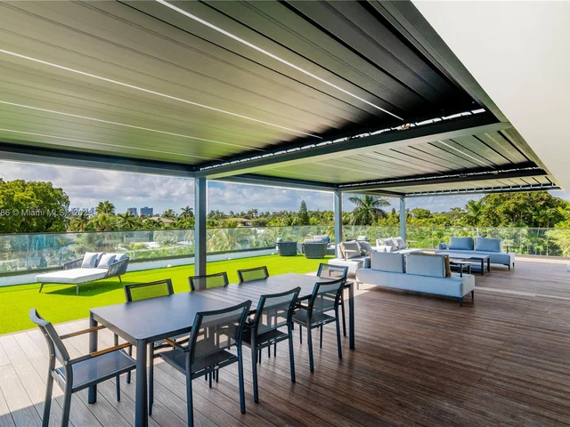 1248 NE 89th St, Miami FL 33138