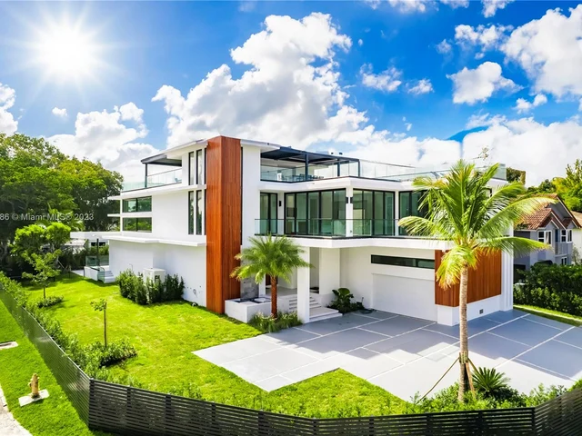 1248 NE 89th St, Miami FL 33138