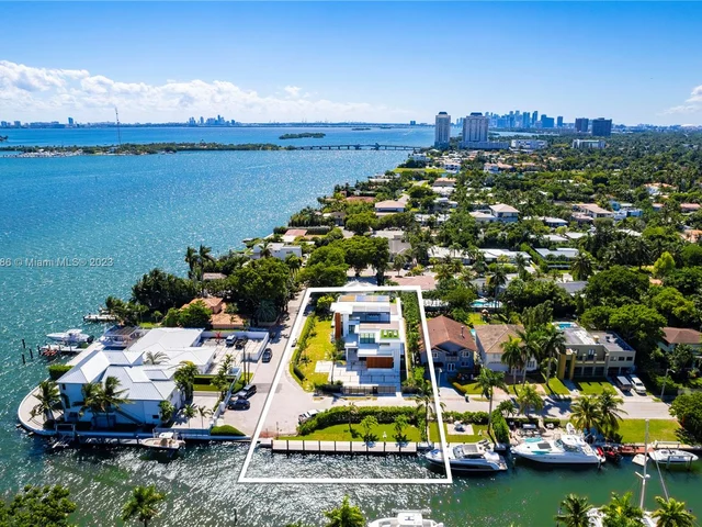 1248 NE 89th St, Miami FL 33138