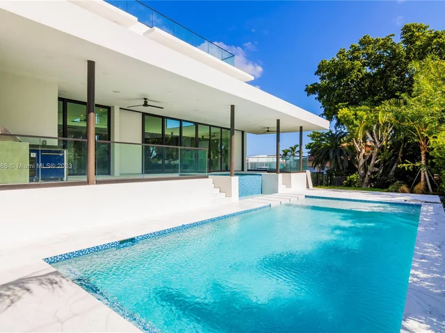 1248 NE 89th St, Miami FL 33138