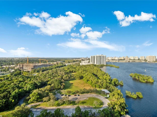 16385 Biscayne Blvd # 2207, North Miami Beach FL 33160