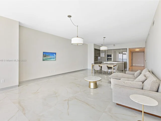 18975 Collins Ave # 802, Sunny Isles Beach FL 33160