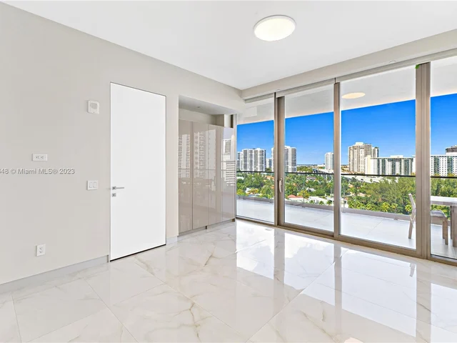 18975 Collins Ave # 802, Sunny Isles Beach FL 33160