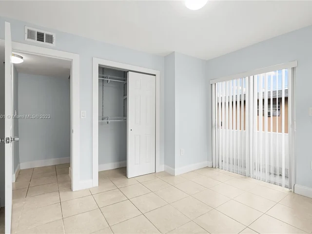 7722 NE 3rd Ct # 4, Miami FL 33138