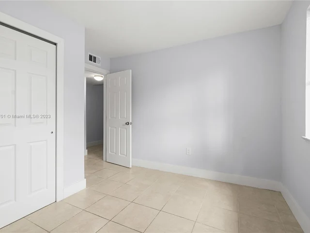 7722 NE 3rd Ct # 4, Miami FL 33138