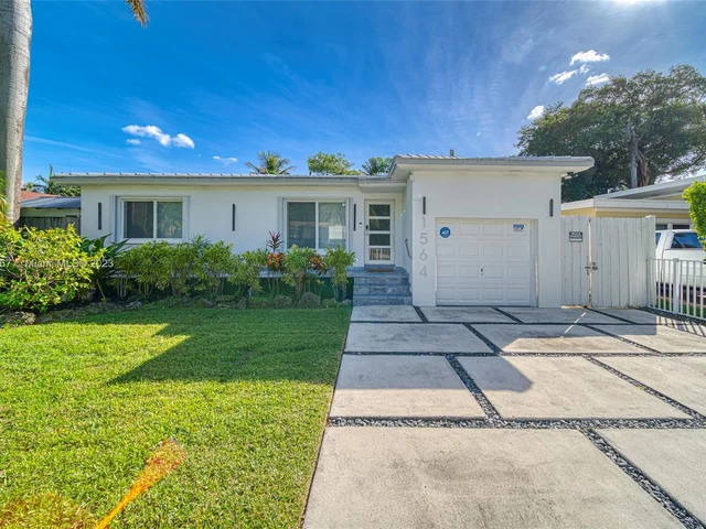 1564 NE 110th Ter, Miami FL 33161