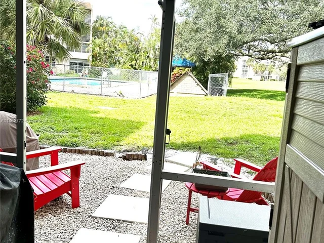 9441 Live Oak Pl # 103, Davie FL 33324