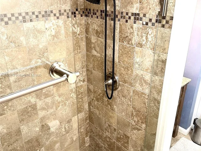 9441 Live Oak Pl # 103, Davie FL 33324