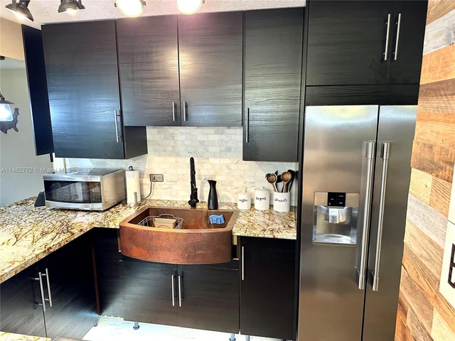 9441 Live Oak Pl # 103, Davie FL 33324