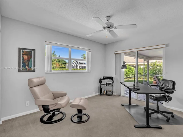 4000 NW 103rd Dr, Coral Springs FL 33065