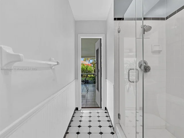 4000 NW 103rd Dr, Coral Springs FL 33065