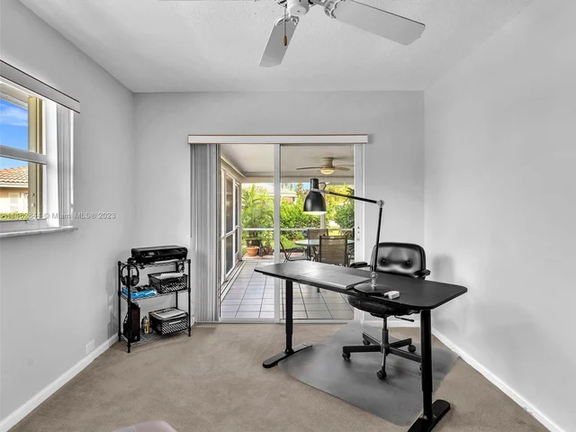 4000 NW 103rd Dr, Coral Springs FL 33065