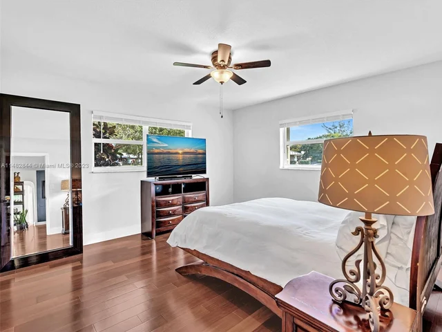 4000 NW 103rd Dr, Coral Springs FL 33065