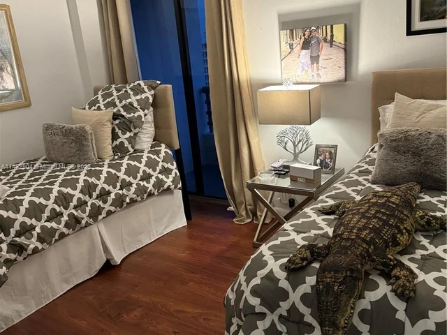 3300 NE 191st street # 13, Aventura FL 33180