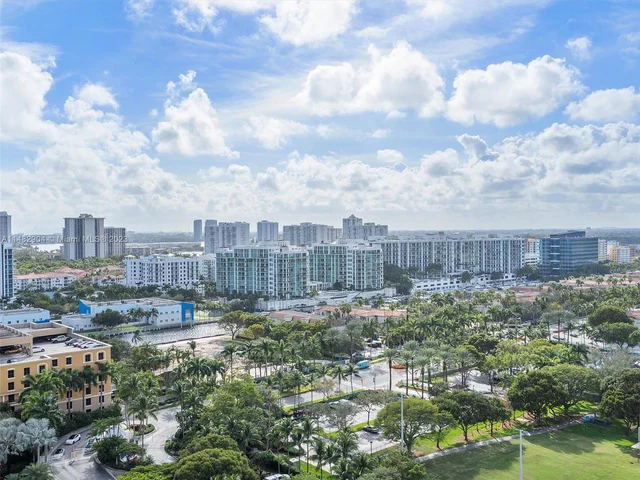 3300 NE 191st street # 13, Aventura FL 33180