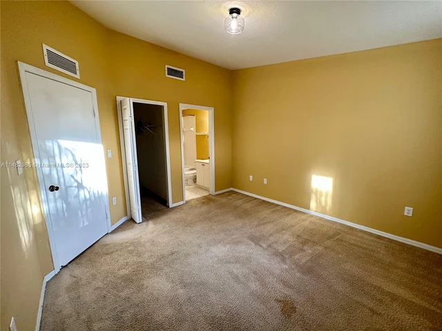 2920 SE 12th Rd # 30, Homestead FL 33035